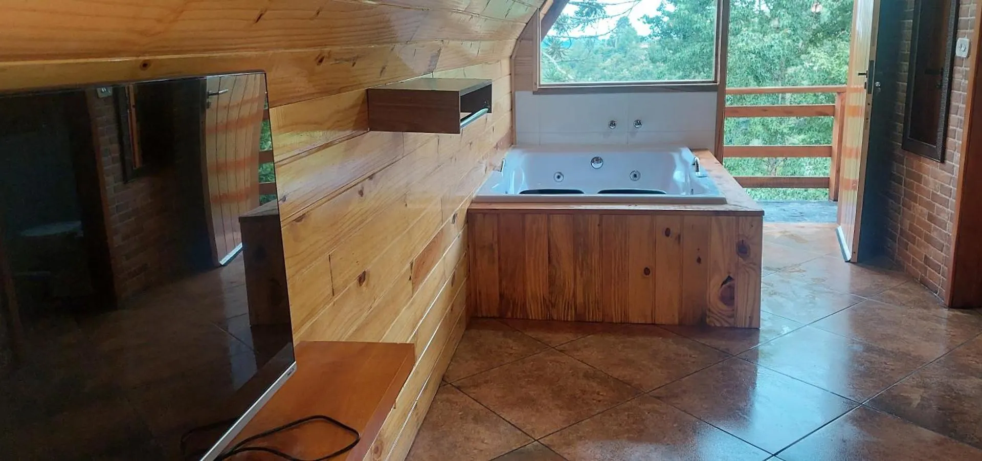 Chale Com Hidromassagem Da Vick Hotel Campos do Jordão Brasil